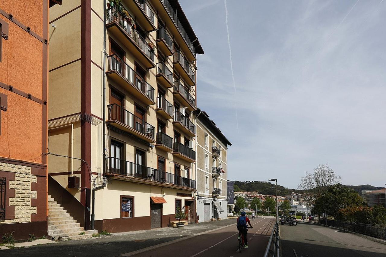 In Donostia Well Connected Downtown Apartamento